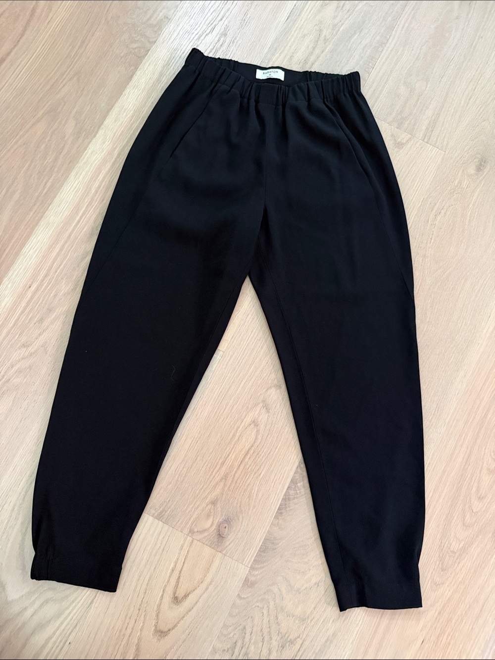Babaton Aritzia Black Crepe Pull On Elastic Waist Tapered Ankle Pants XS